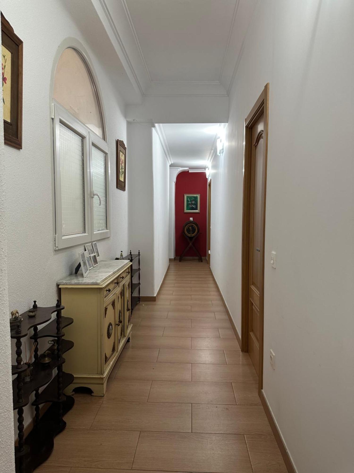 Mirador 2 Del Mercado Central - Habitacion Con Bano Privado En El Centro De La Ciudad Vella Valencia Exterior foto