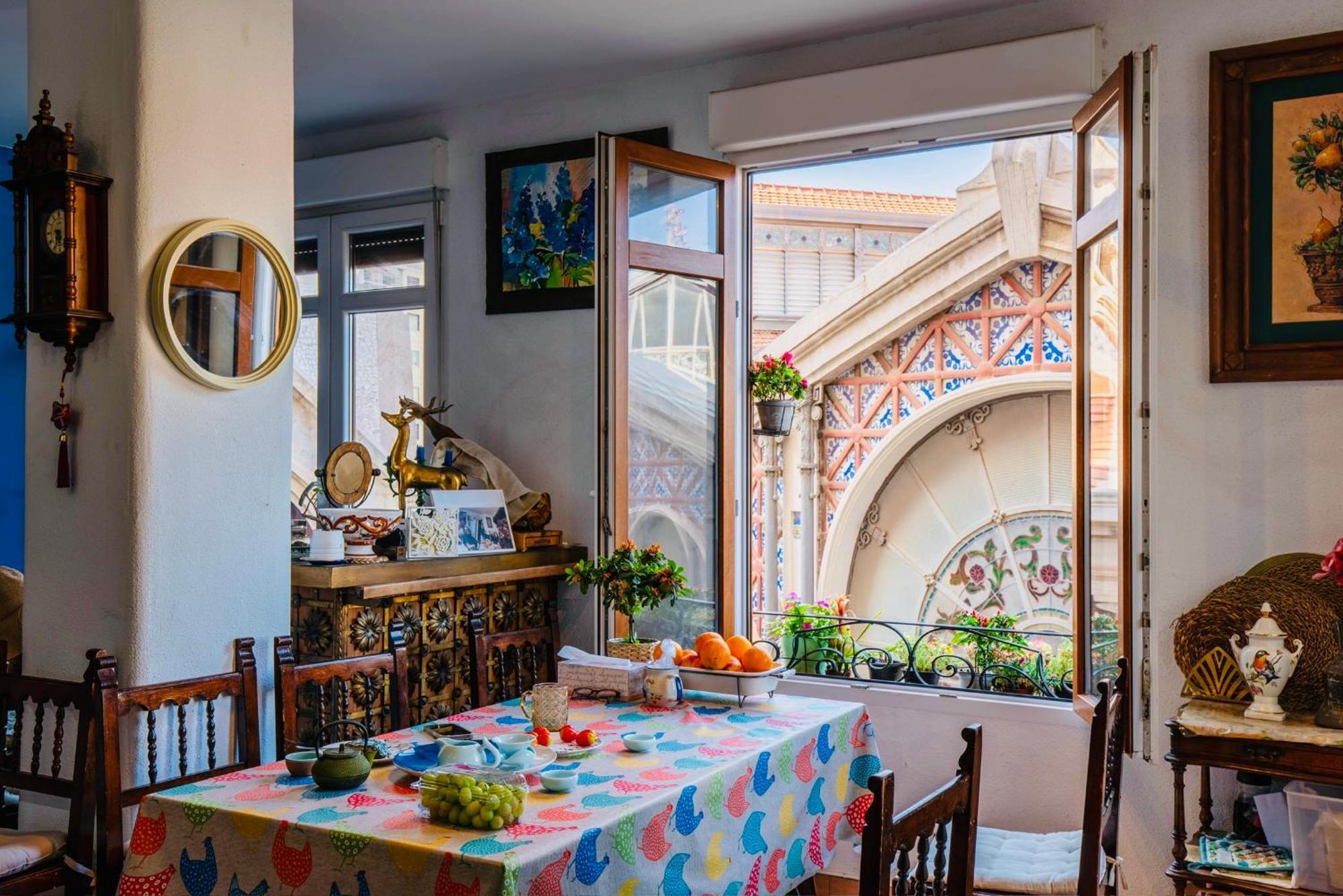 Mirador 2 Del Mercado Central - Habitacion Con Bano Privado En El Centro De La Ciudad Vella Valencia Exterior foto